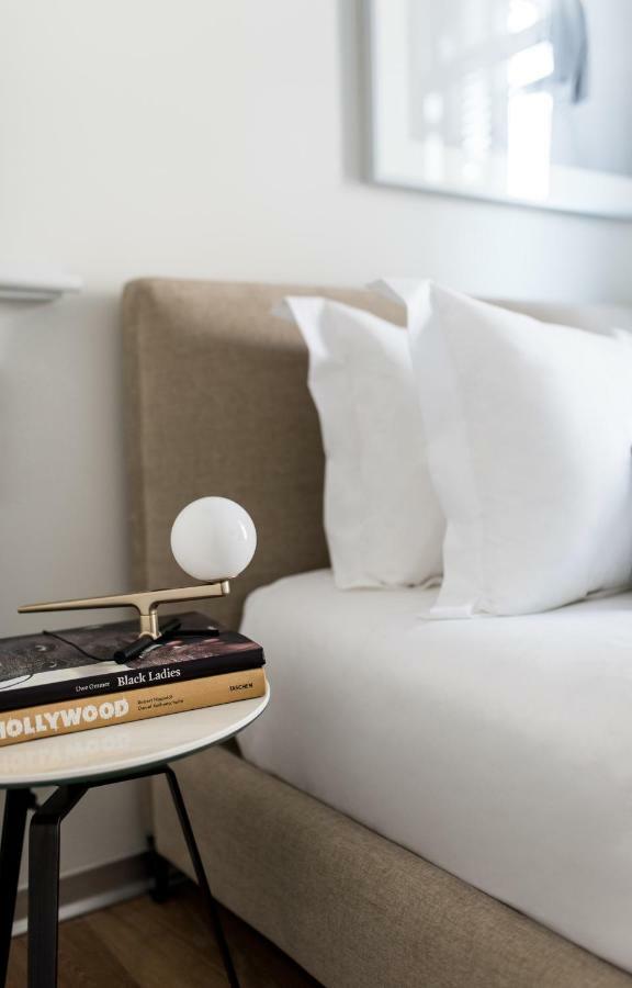 The Levee Hotel เทลอาวีฟ ภายนอก รูปภาพ