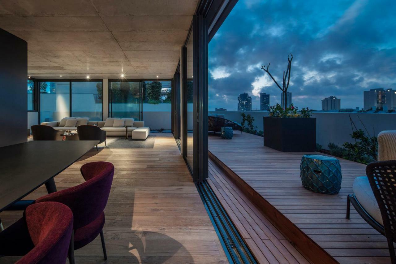 The Levee Hotel เทลอาวีฟ ภายนอก รูปภาพ